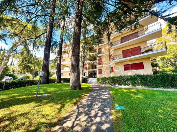 appartamento in vendita a Gardone Riviera
