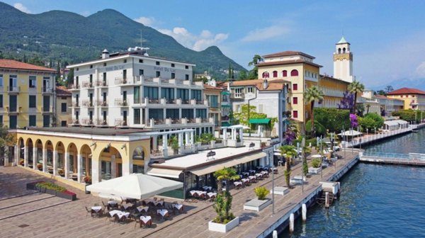 appartamento in vendita a Gardone Riviera