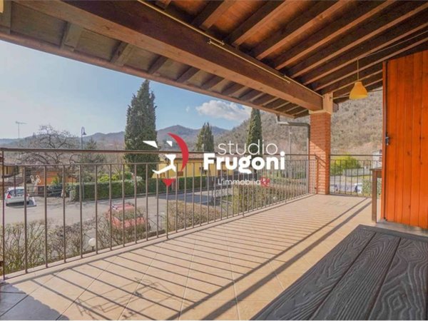 appartamento in vendita a Gardone Riviera in zona San Michele