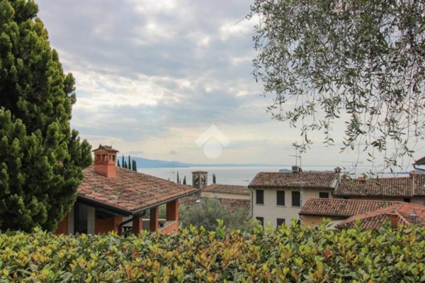 appartamento in vendita a Gardone Riviera
