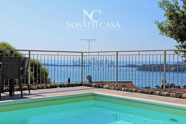 appartamento in vendita a Gardone Riviera in zona Morgnaga