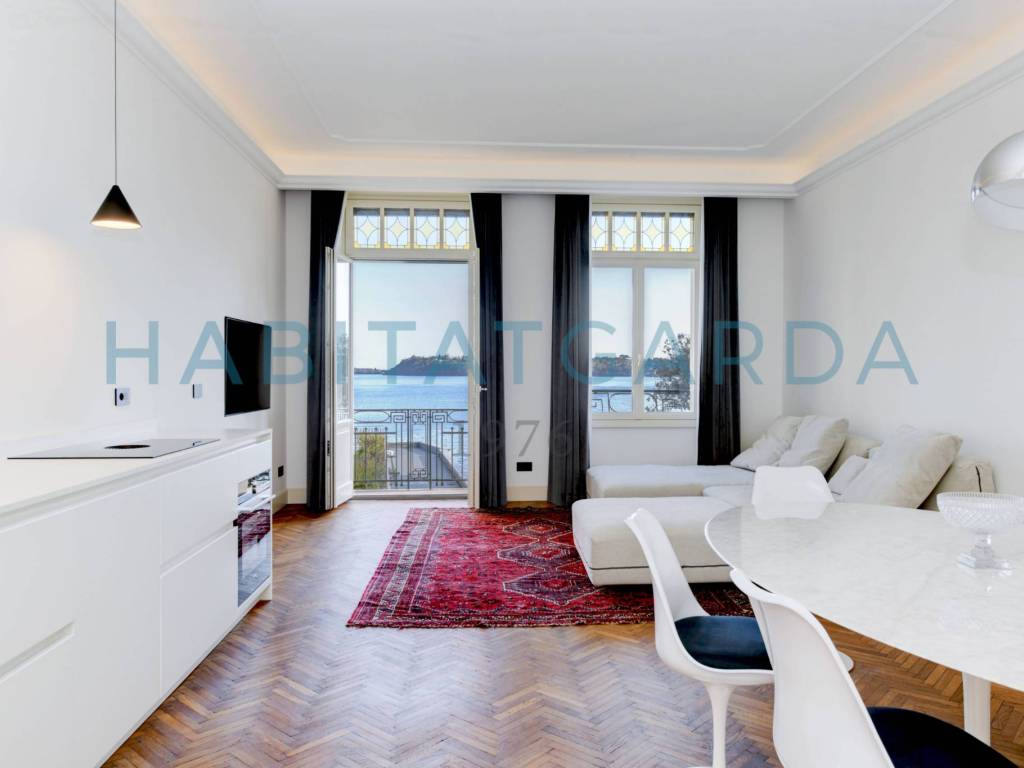 appartamento in vendita a Gardone Riviera