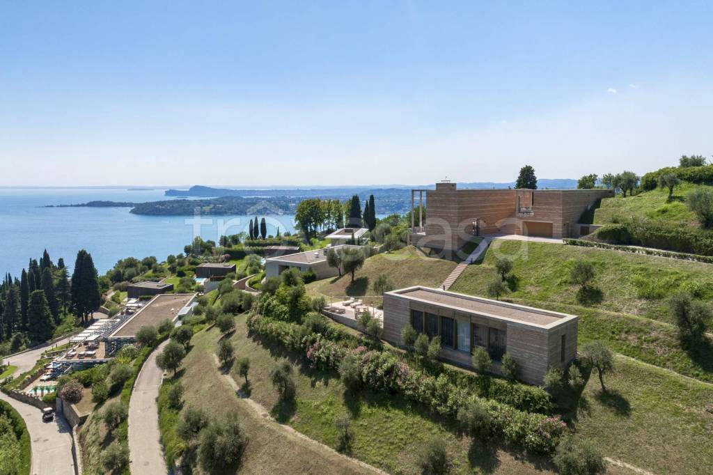 villa in vendita a Gardone Riviera