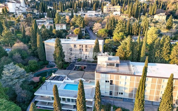 appartamento in vendita a Gardone Riviera
