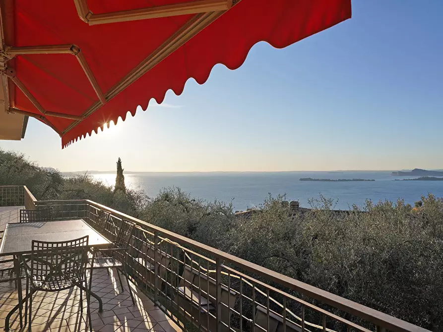 casa indipendente in vendita a Gardone Riviera in zona Fasano
