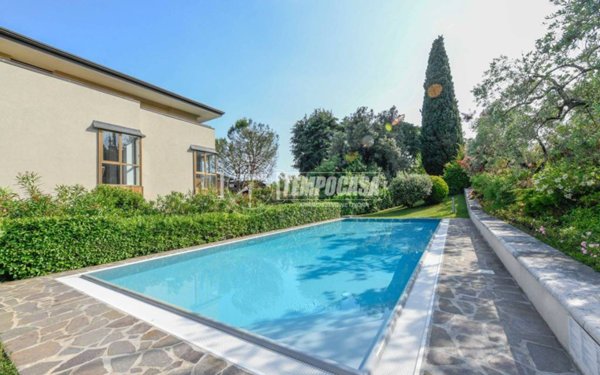 appartamento in vendita a Gardone Riviera