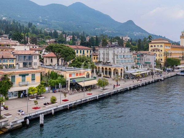appartamento in vendita a Gardone Riviera
