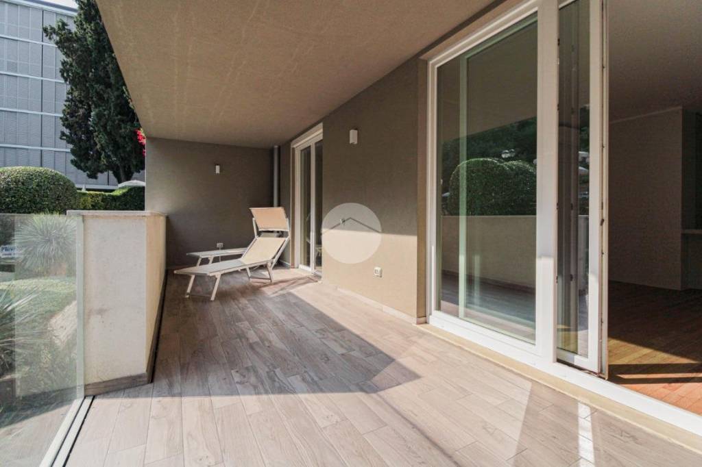 appartamento in vendita a Gardone Riviera