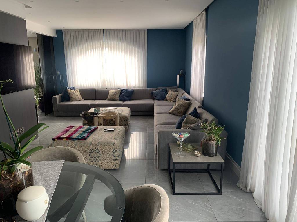 casa indipendente in vendita a Gardone Riviera