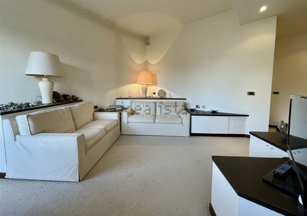 appartamento in vendita a Gardone Riviera
