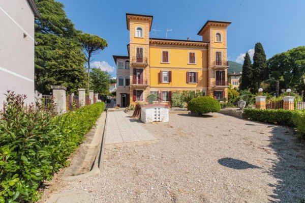 casa indipendente in vendita a Gardone Riviera