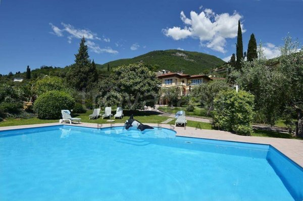 casa indipendente in vendita a Gardone Riviera