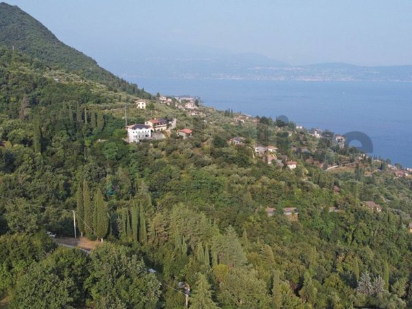 terreno edificabile in vendita a Gardone Riviera