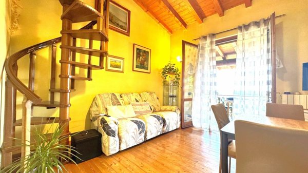 appartamento in vendita a Gardone Riviera