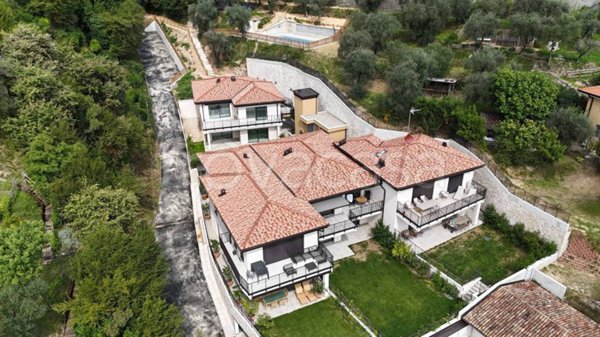 appartamento in vendita a Gardone Riviera