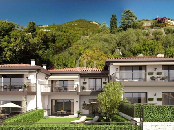 appartamento in vendita a Gardone Riviera