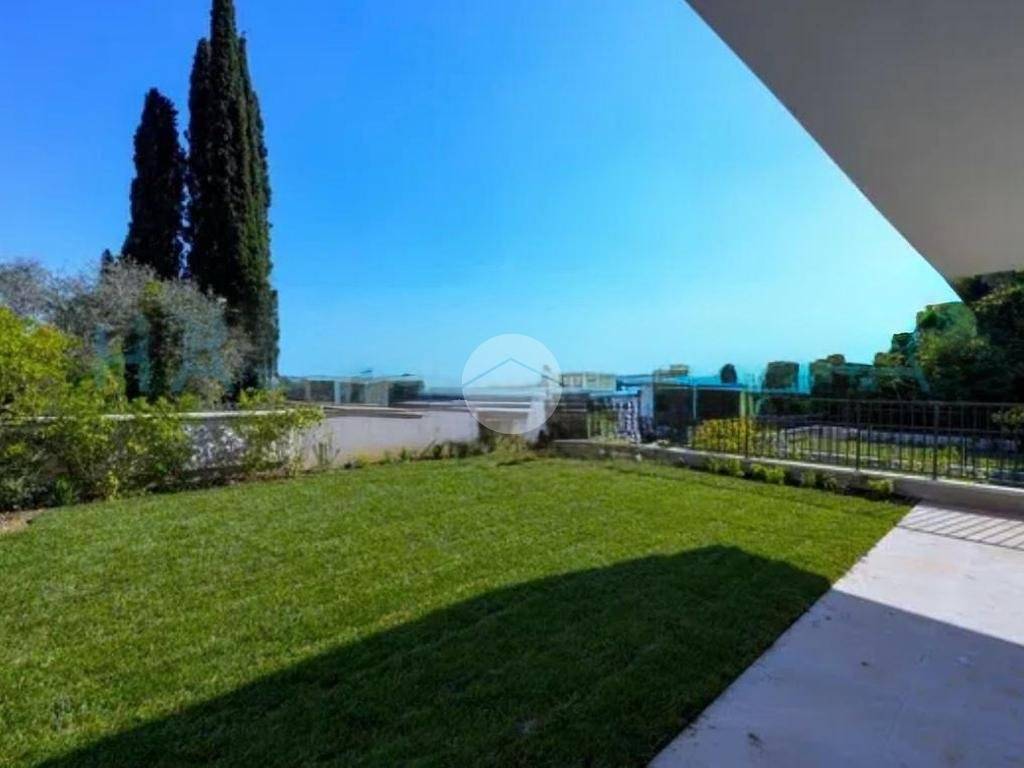 appartamento in vendita a Gardone Riviera