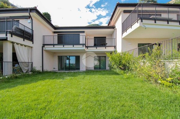 appartamento in vendita a Gardone Riviera
