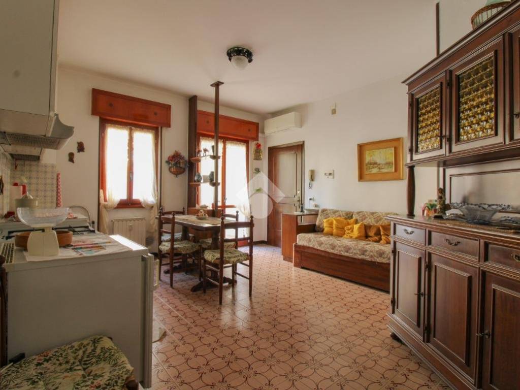 appartamento in vendita a Gardone Riviera