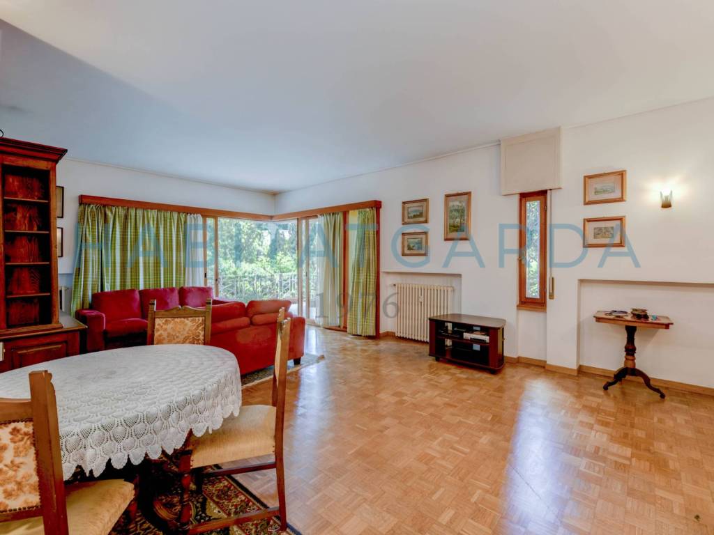 appartamento in vendita a Gardone Riviera