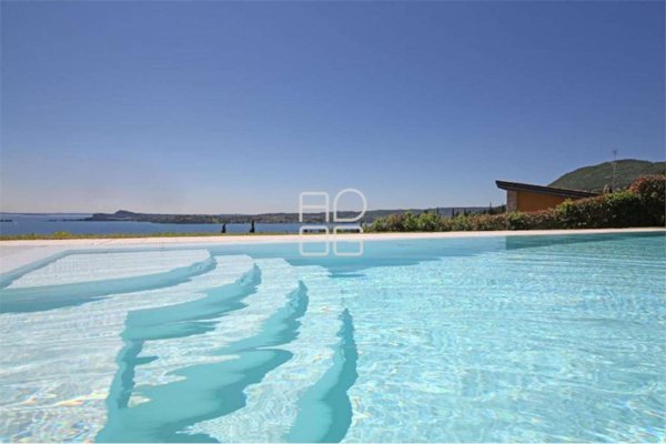 casa indipendente in vendita a Gardone Riviera