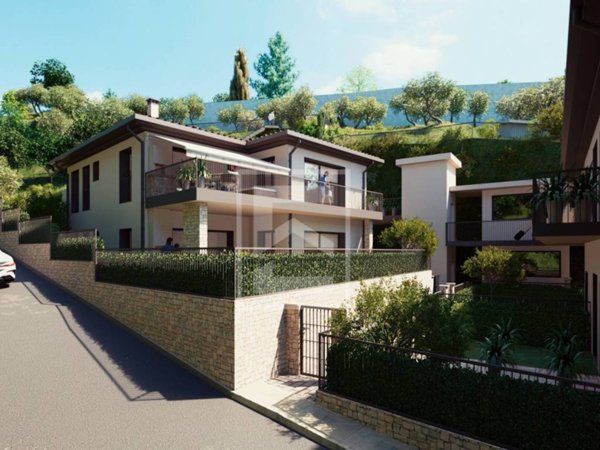 appartamento in vendita a Gardone Riviera in zona Fasano