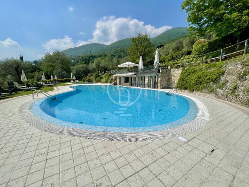 appartamento in vendita a Gardone Riviera