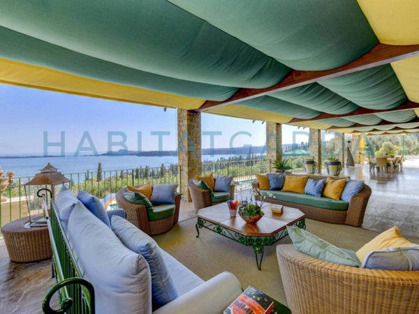 casa indipendente in vendita a Gardone Riviera