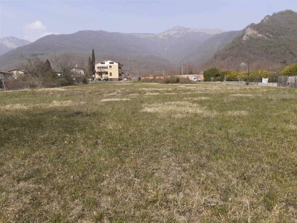 terreno edificabile in vendita a Gardone Riviera in zona San Michele