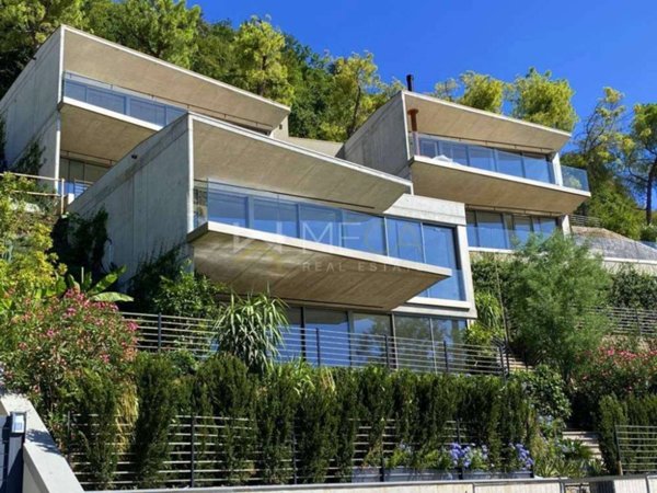 casa indipendente in vendita a Gardone Riviera