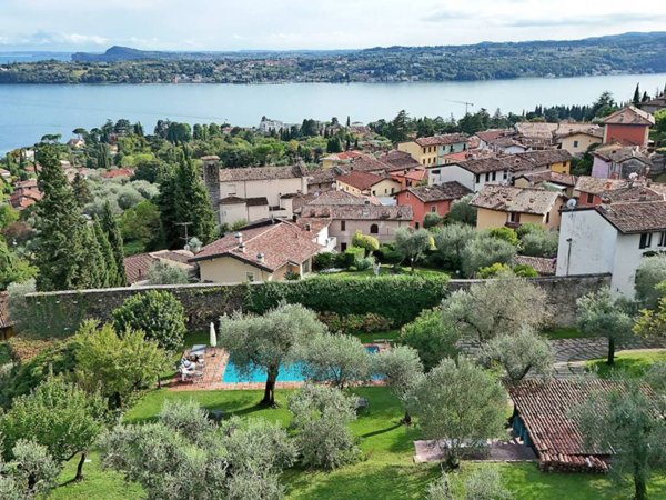 casa indipendente in vendita a Gardone Riviera