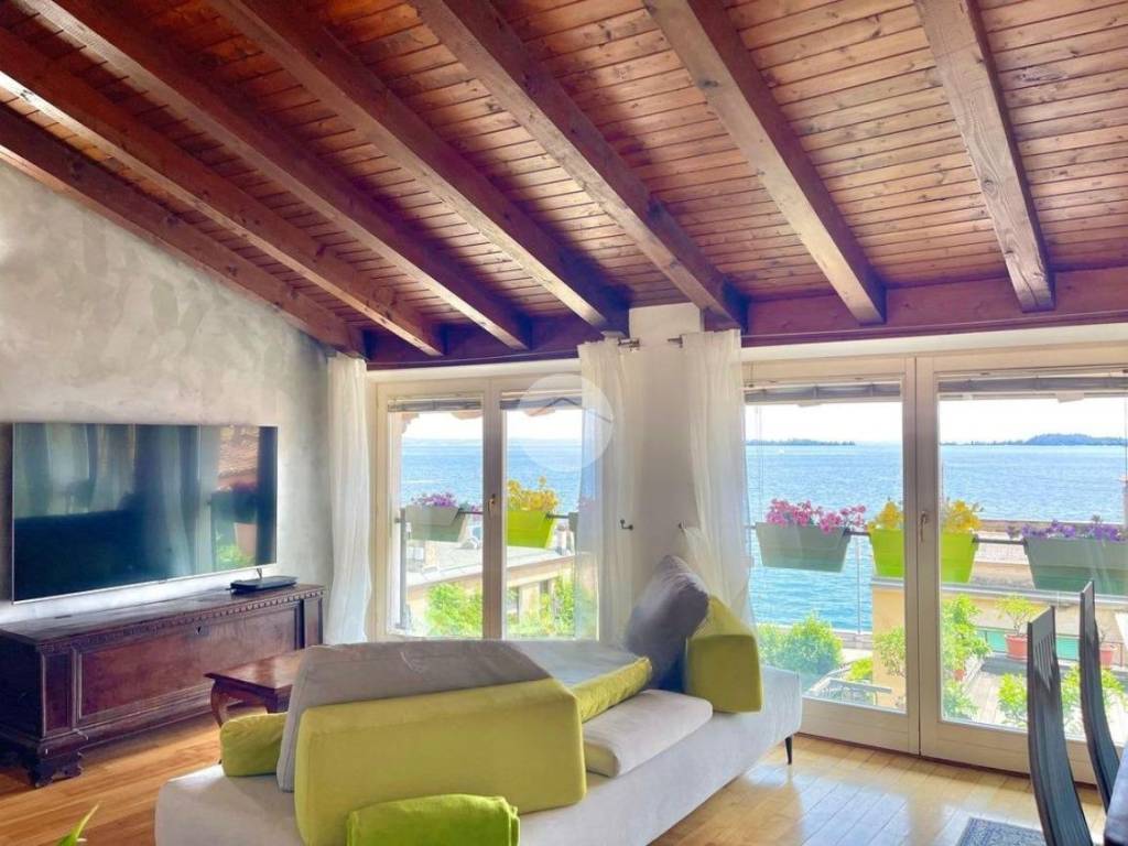 appartamento in vendita a Gardone Riviera