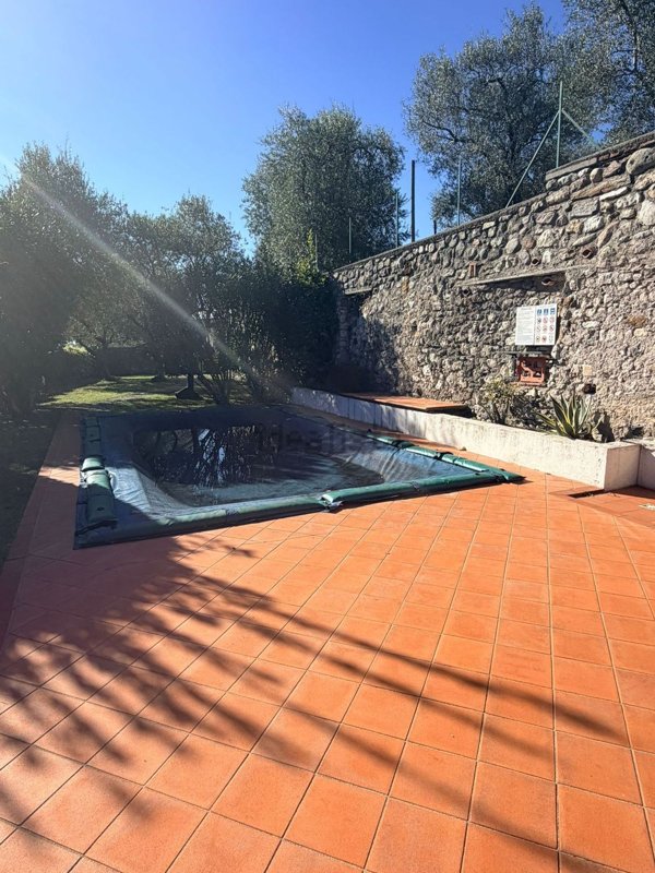 appartamento in vendita a Gardone Riviera