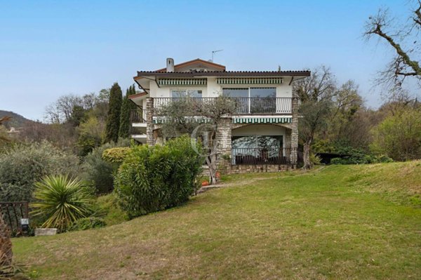 casa indipendente in vendita a Gardone Riviera