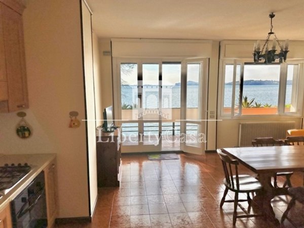 appartamento in vendita a Gardone Riviera in zona Fasano