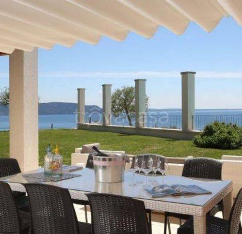 casa indipendente in vendita a Gardone Riviera