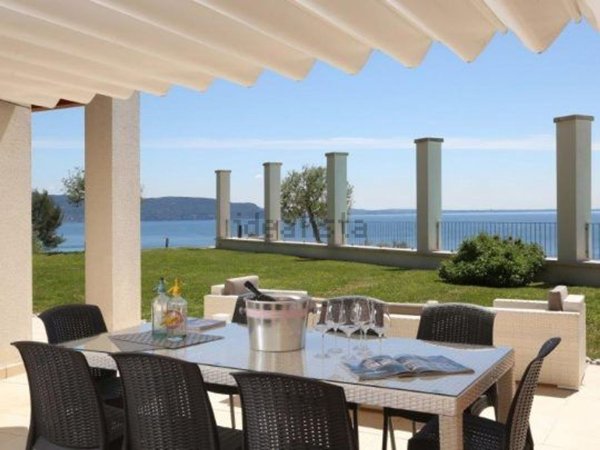 casa indipendente in vendita a Gardone Riviera