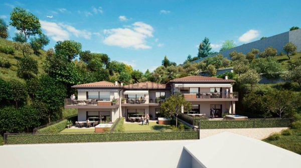 appartamento in vendita a Gardone Riviera in zona Fasano