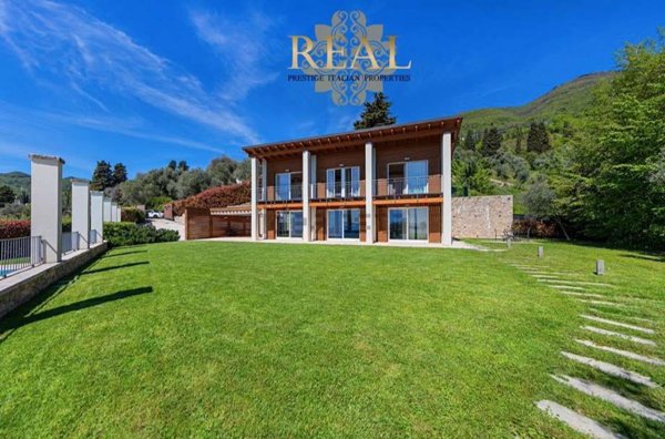 casa indipendente in vendita a Gardone Riviera