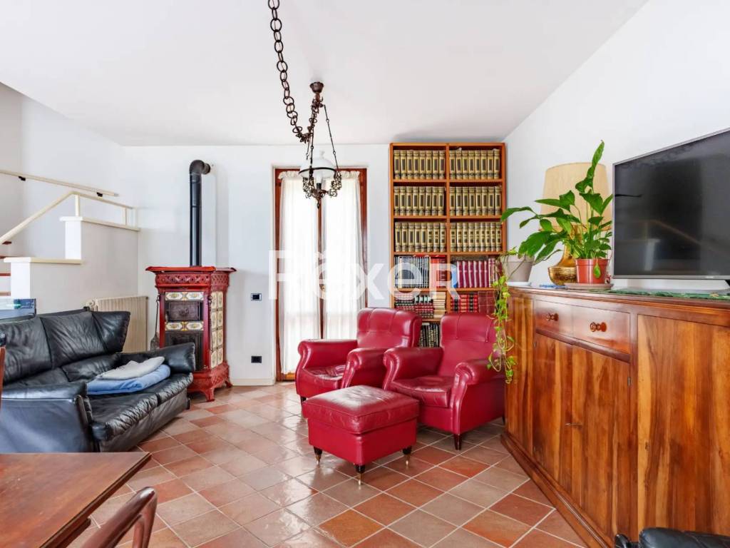 casa indipendente in vendita a Gardone Riviera