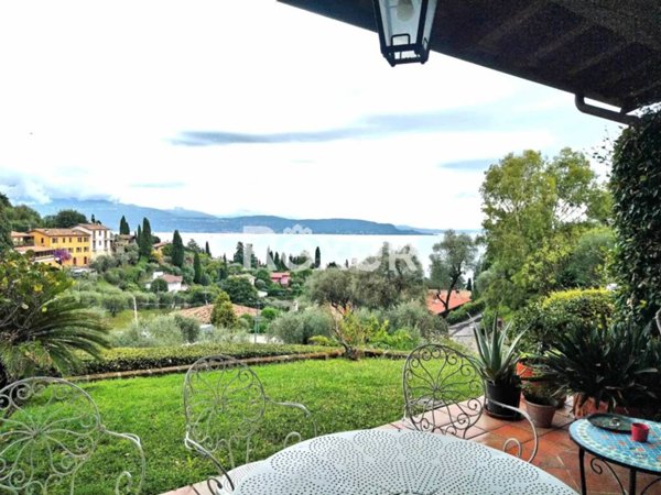 casa indipendente in vendita a Gardone Riviera