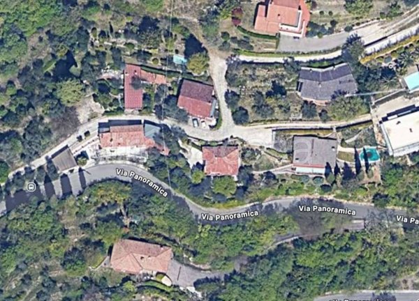 casa indipendente in vendita a Gardone Riviera