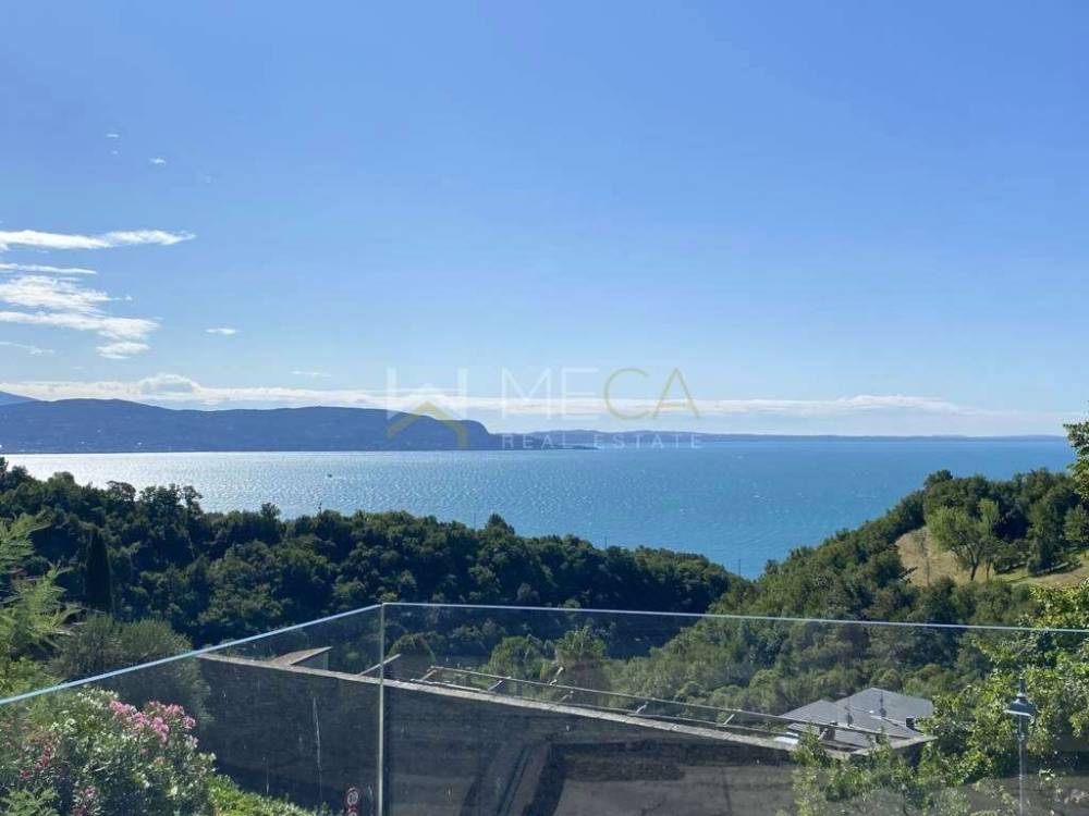 casa indipendente in vendita a Gardone Riviera