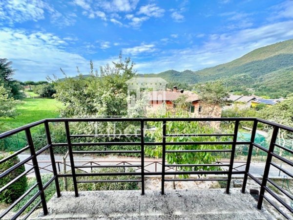 casa indipendente in vendita a Gardone Riviera in zona San Michele