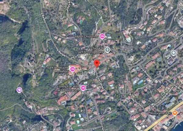 appartamento in vendita a Gardone Riviera in zona Morgnaga