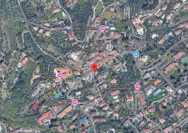 locale commerciale in vendita a Gardone Riviera in zona Morgnaga