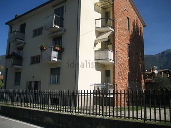 appartamento in vendita a Gardone Riviera in zona San Michele