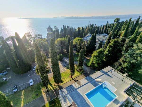 appartamento in vendita a Gardone Riviera