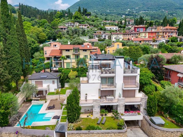appartamento in vendita a Gardone Riviera