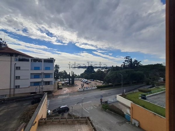 appartamento in vendita a Gardone Riviera